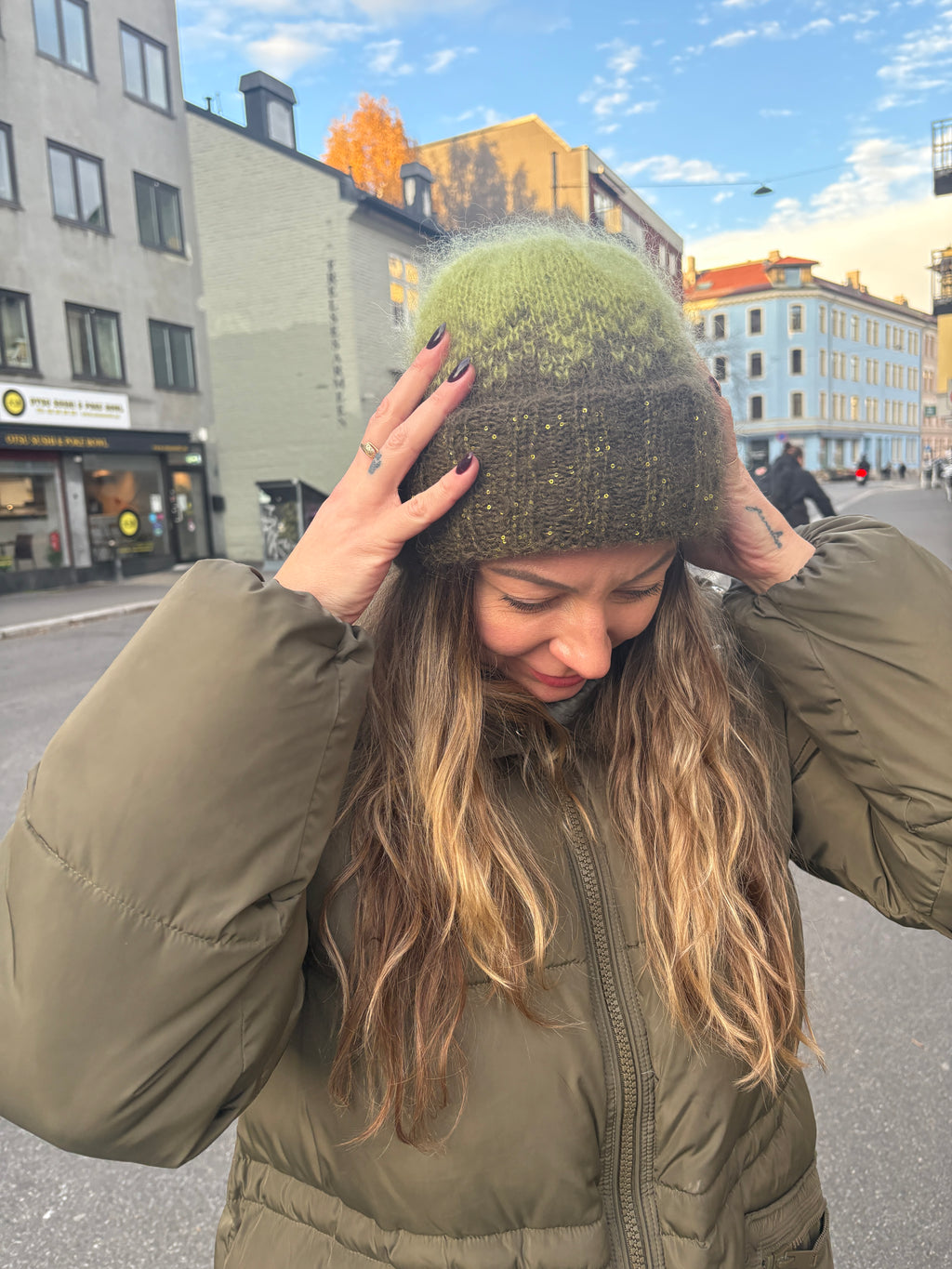 sorbet sunrise beanie