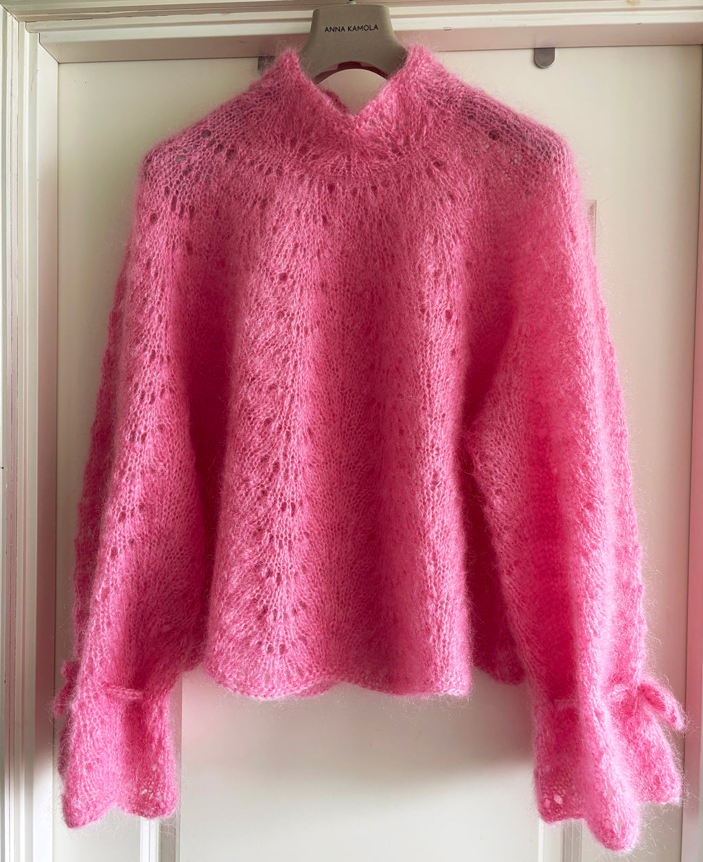spanish waves sweater